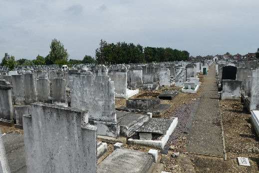 Streatham Cemetery - general view